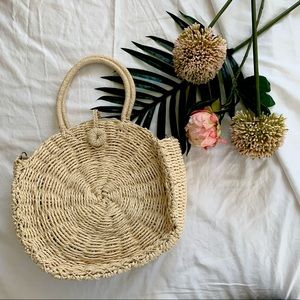 🚨FINAL SALE MUST GO🚨🌴Straw Round Bag🌴